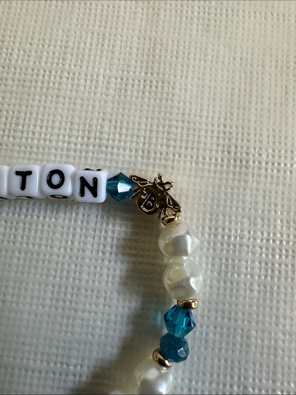 Little Words Project Bridgerton Pearl & Teal Beaded Bracelet Limited Edition LXL - Picture 5 of 6